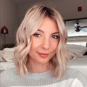 Meet your Posher, Kaylie